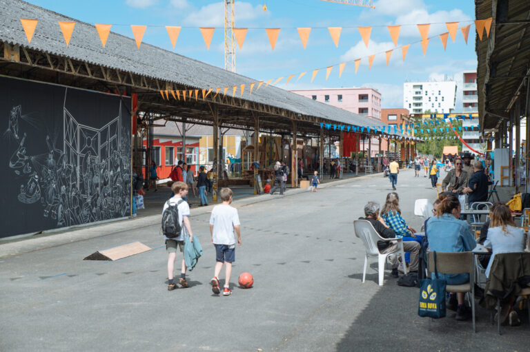 Festival Halles En Commun Courrouze Jean Adrien Morandeau