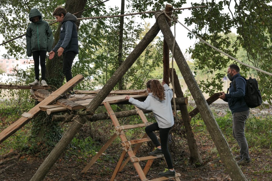 Courrouze Playground cabanes